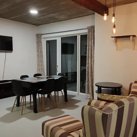Svata Apartment *